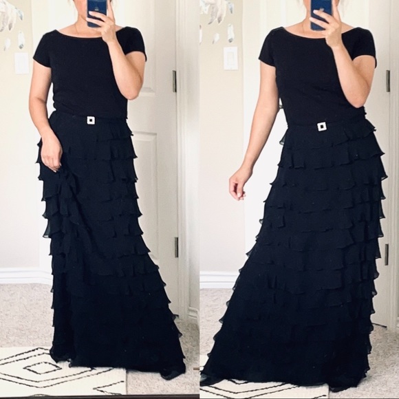 Victoria Royal Ltd Silk Maxi Tiered Dress - Picture 3 of 16